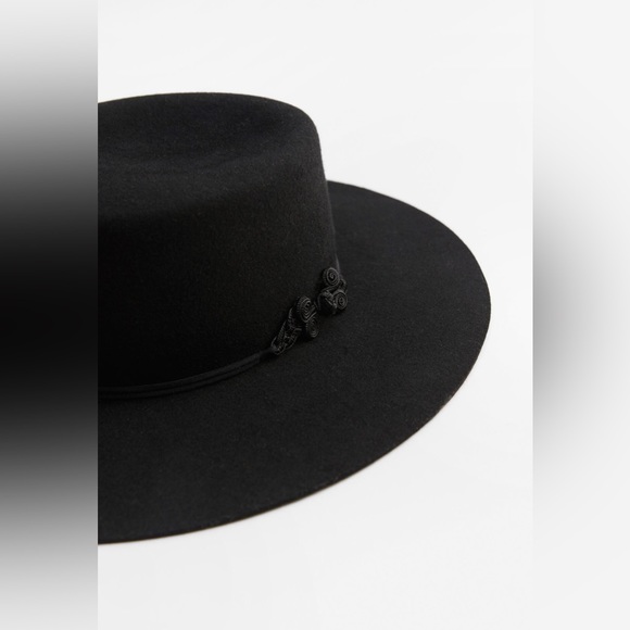 ZARA PASSEMENTERIE HAT - Picture 2 of 6